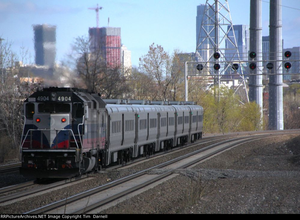 MNCR 4904